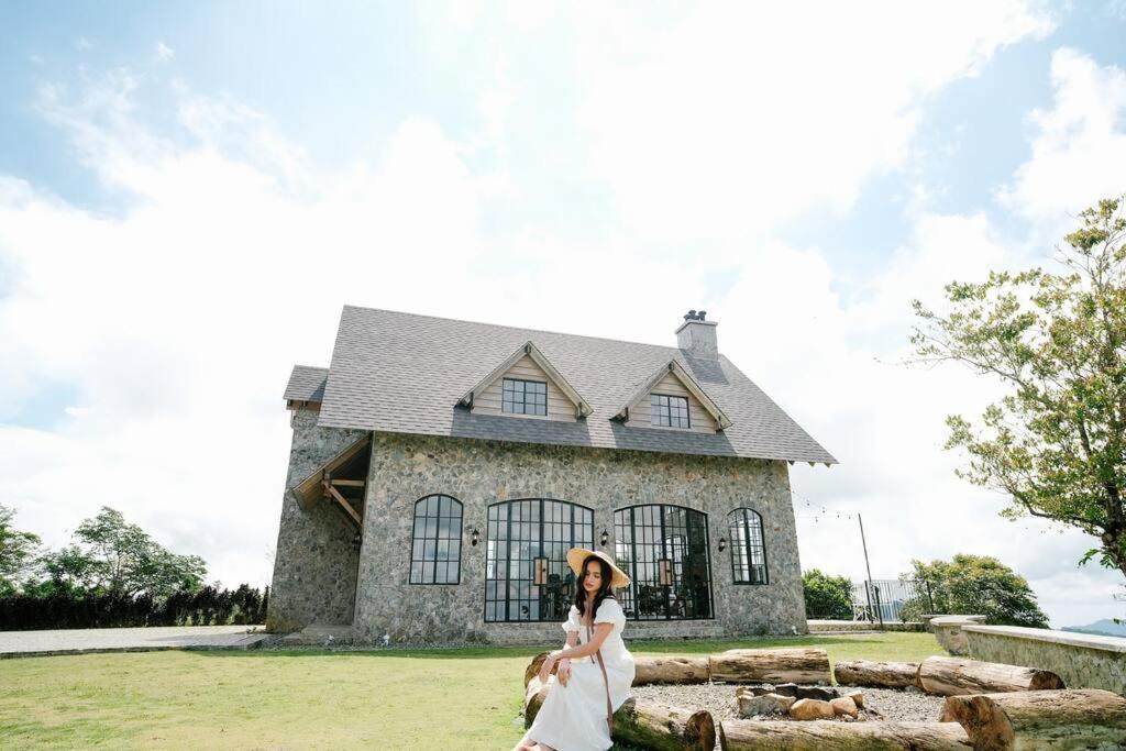 The Old Country Stone House Villa Cebu Exteriör bild