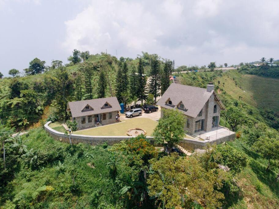 The Old Country Stone House Villa Cebu Exteriör bild